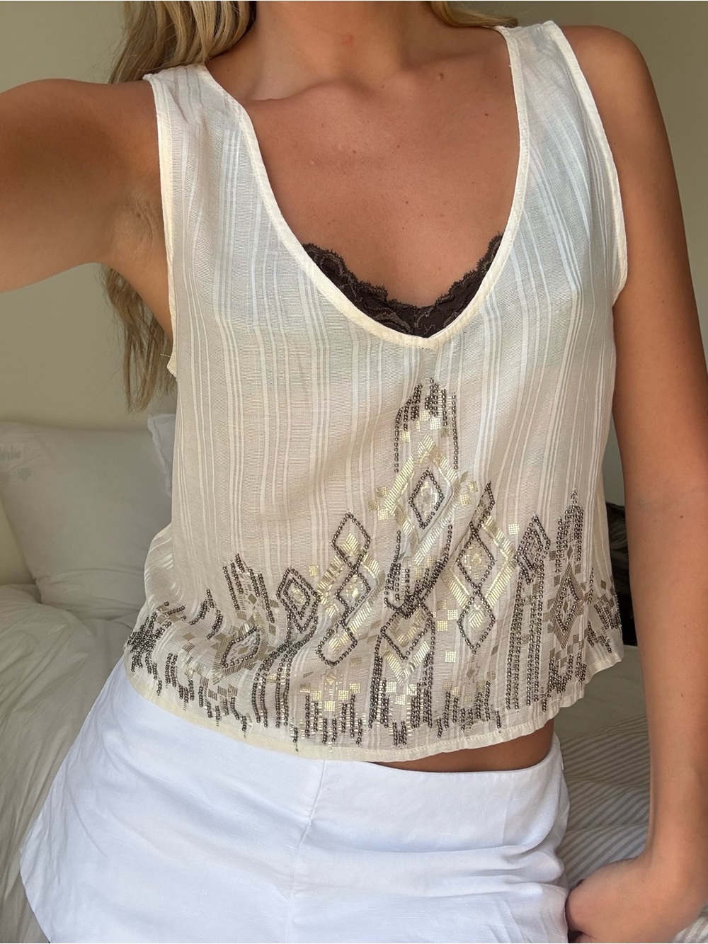 vintage y2k Sequin beaded Cream V-Neck Tank Top - Billabong